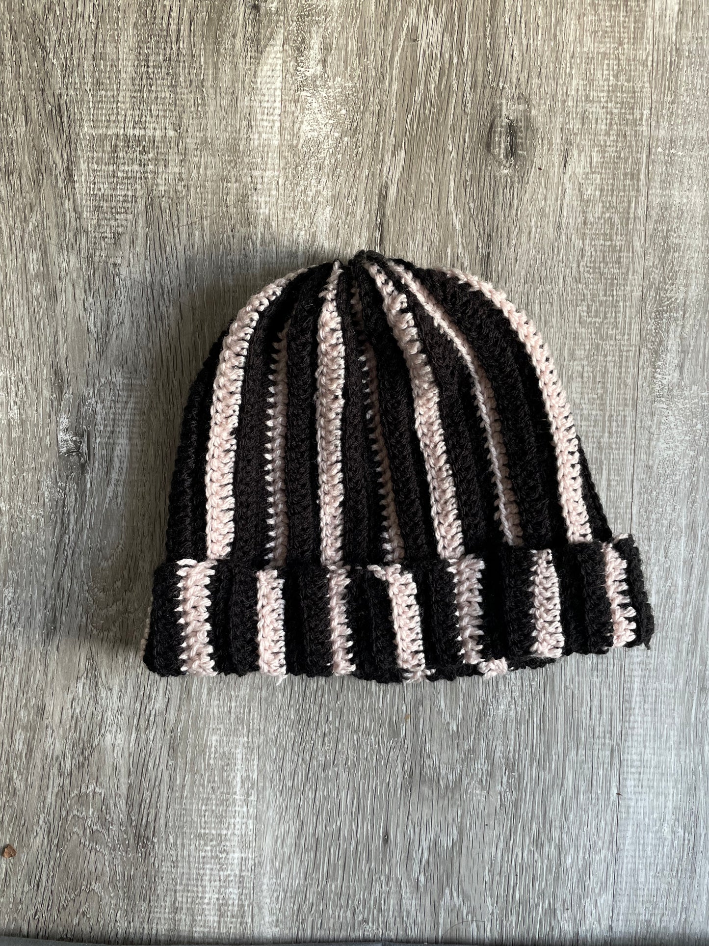 Explications pour tout niveaux accède à ce patron pour réaliser ton bonnet adaptable à toutes tailles 